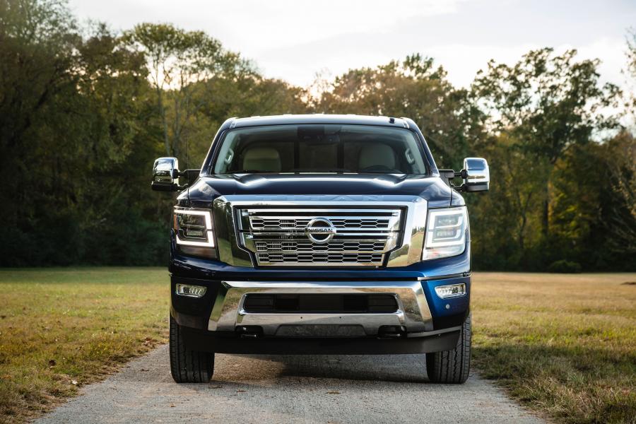  Nissan Titan XD SL Crew Cab 2019 года  (фото 14 из 26)